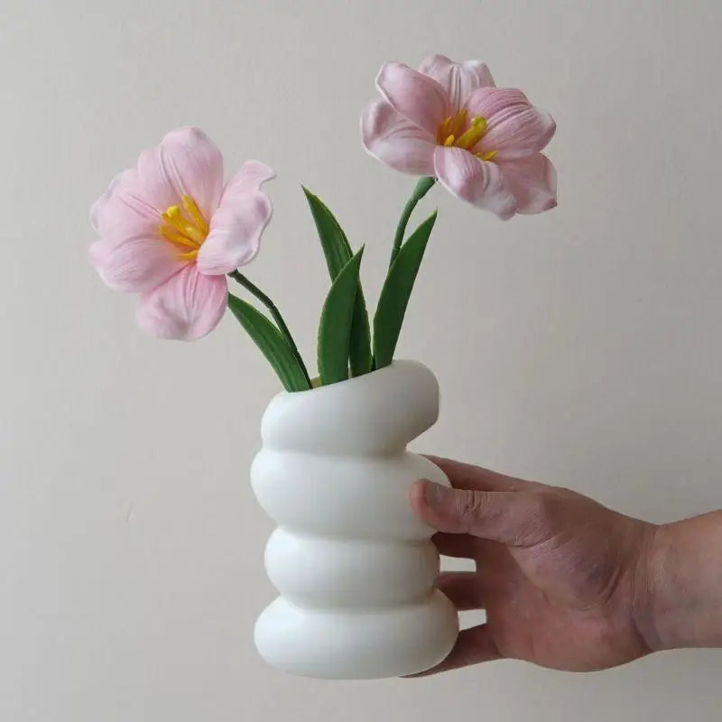 Plastic Flowers Vase Spiral Imitation Glaze Bottle Vases For Aesthetic Room Decors Decorative Living Room Desktop Ornament